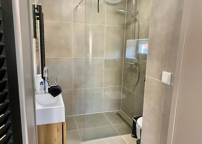 Gluecklich Am Meerblick Mit Wellnesszugang דירה *